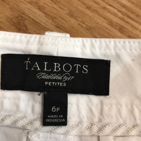 Talbots petite white cuffed Summer shorts size 6P - Picture 4 of 5